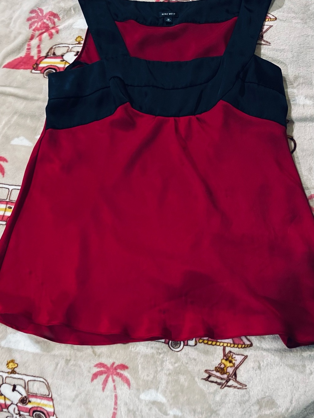 Nine West Red and Black Sleeveless Paneled Shell